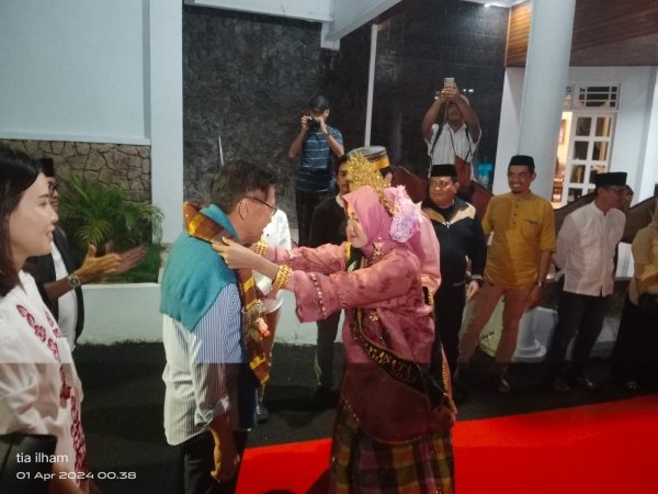 DUTA PARIWISATA KOTA PAREPARE SAMBUT KEDATANGAN INVESTOR LIPPO GROUP JAMES TJAHAJA RIADY