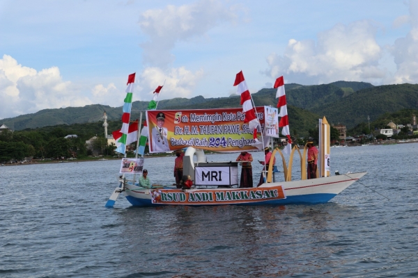 Puluhan Perahu Hias Meriahkan Festival Salo Karajae VIII