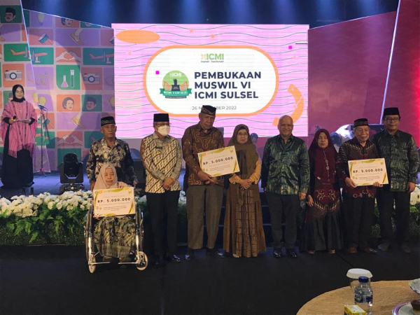 Penghargaan 50 Tahun Pernikahan